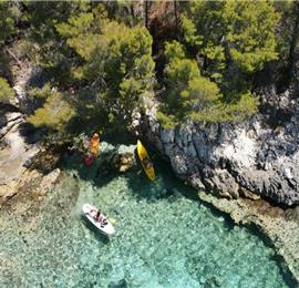 6 Bedroom Beachfront Villa with Heated Pool near Vela Luka on Korcula Island, Sleep 12